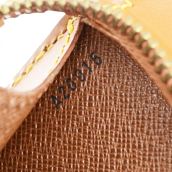 LOUIS VUITTON LV Pochette Homme Clutch Hand Bag Epi Leather Gold - Picture 8 of 14